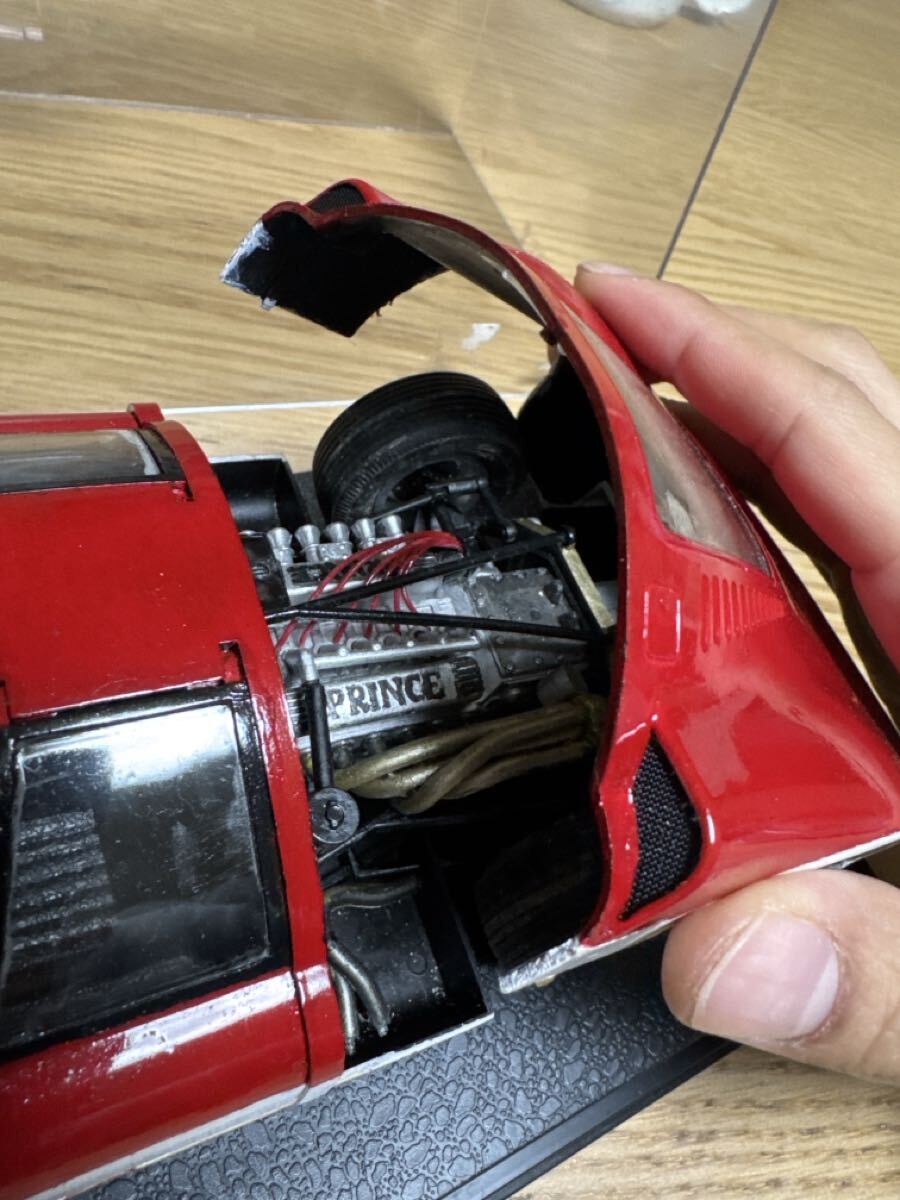 Nissan R8 1/18スケールモデル 赤白｜Yahoo!フリマ（旧PayPayフリマ）