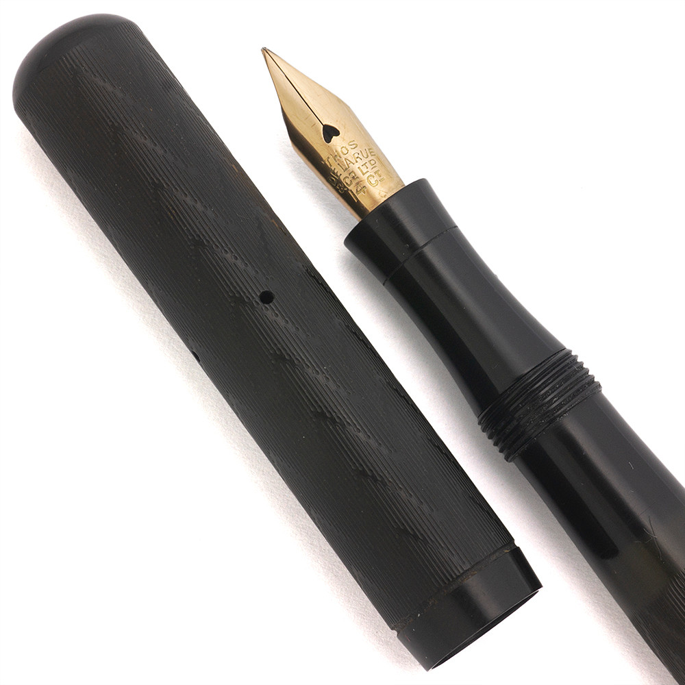 Onoto De La Rue Fountain Pen (1940s) - Black Chased Hard Rubber w