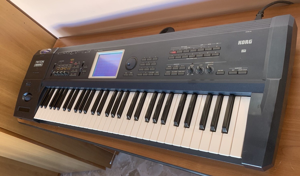 KORG コルグ TRITON 61鍵シンセサイザー 電源コード ソフトケース