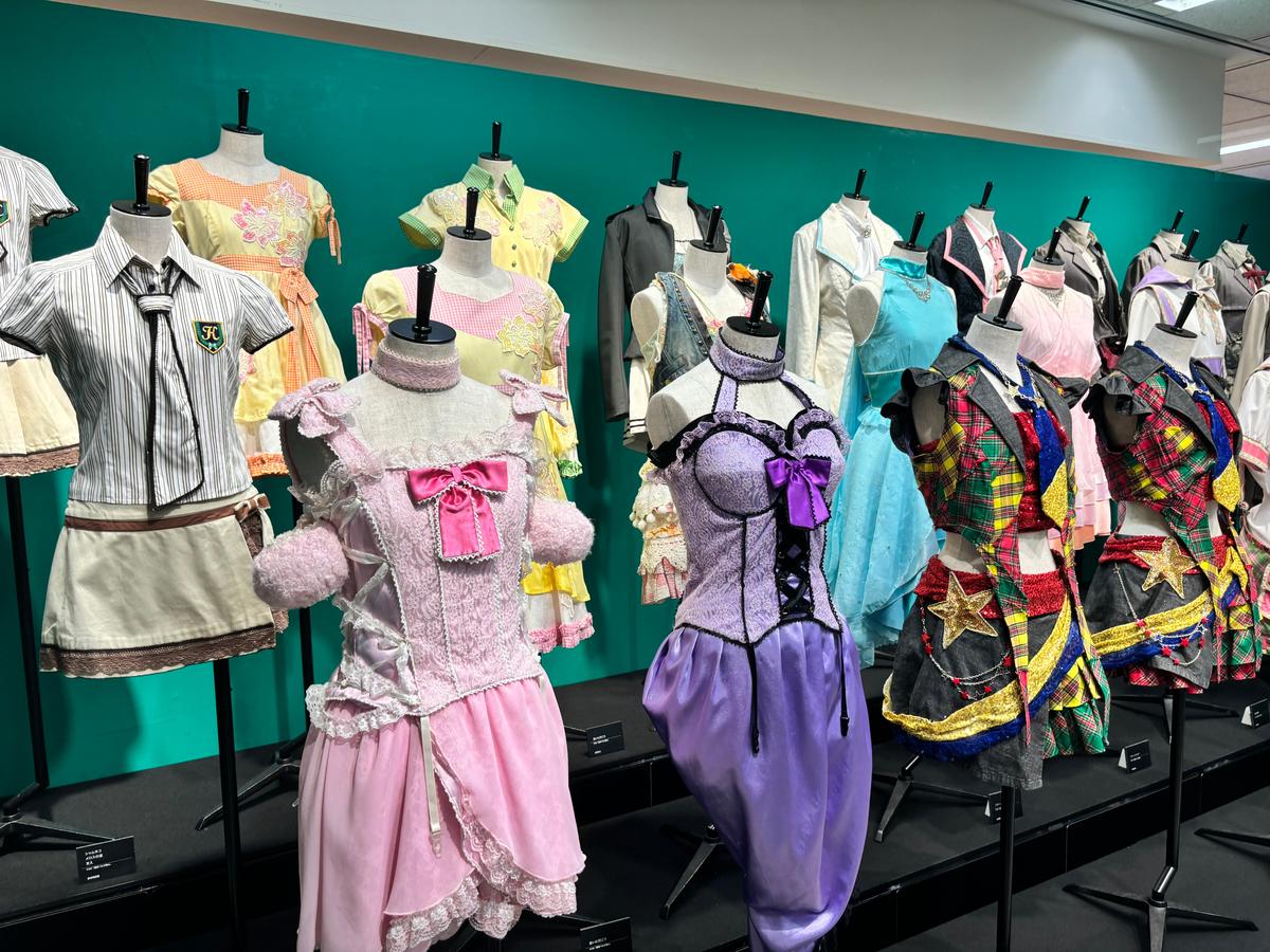 AKB48 大衣装展 会場限定抽選販売 旧劇場床材キーホルダー ワンオーナー品