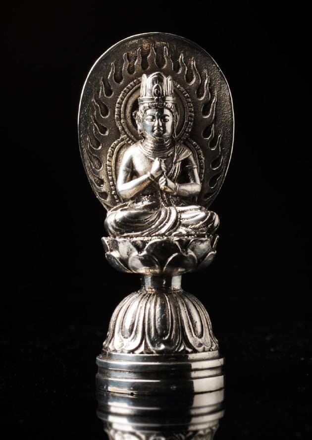 仏像】大日如来 - 銀製 伝統工芸『高岡銅器』謹製 | 日本の手技,高岡