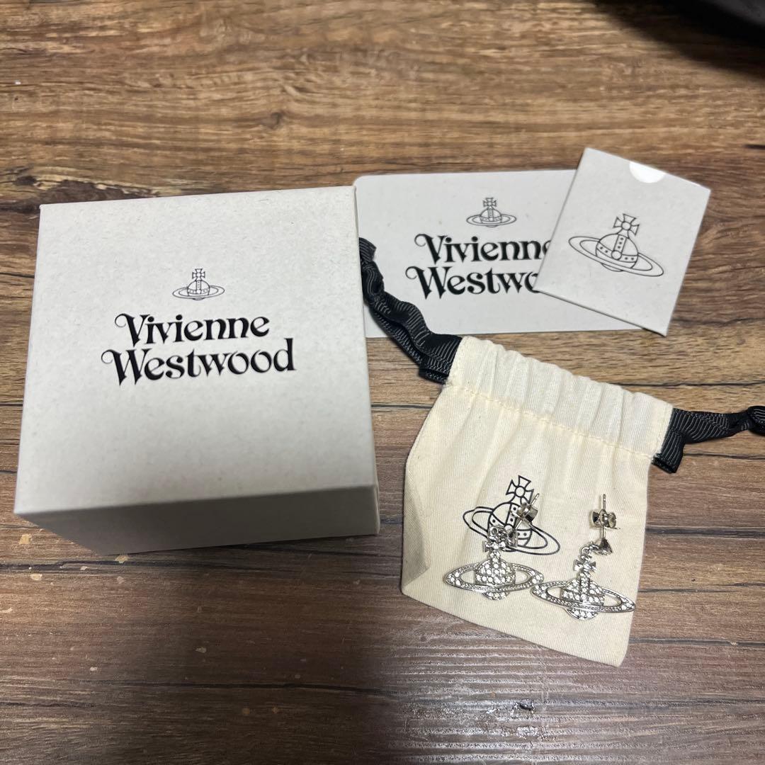 Vivienne Westwood ミニバスレリーフピアス 楽天市場】Vivienne Westwood ヴィヴィアンウエストウッド ピアス Mini