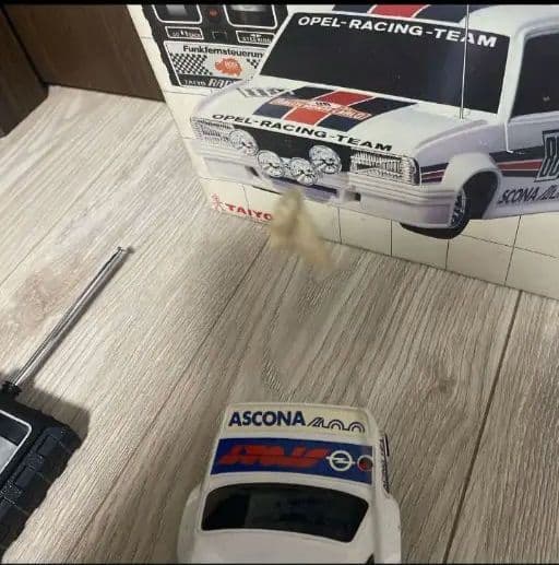 希少OPEL ASCONA 400　ラジコンカー　TAIYO ジャンク品