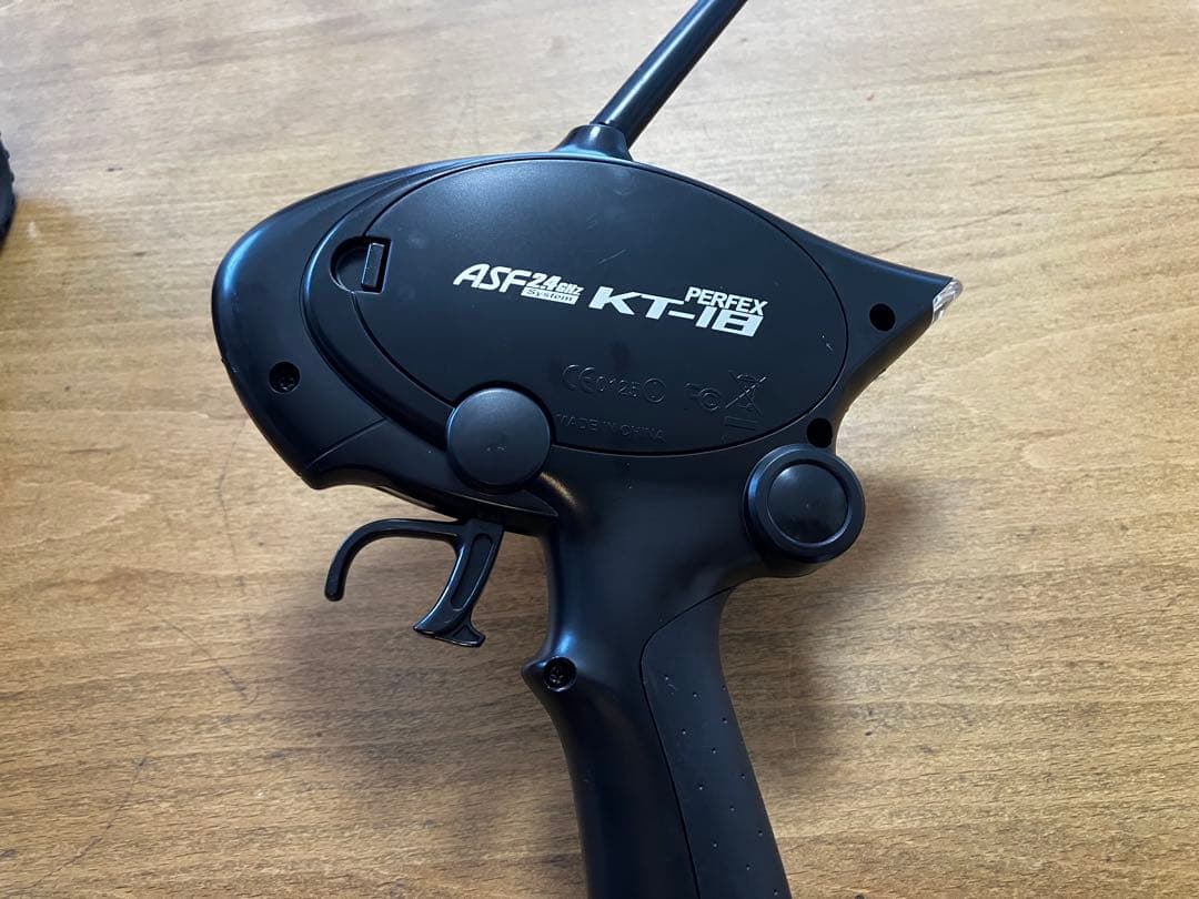 京商　ミニッツ　モンスター