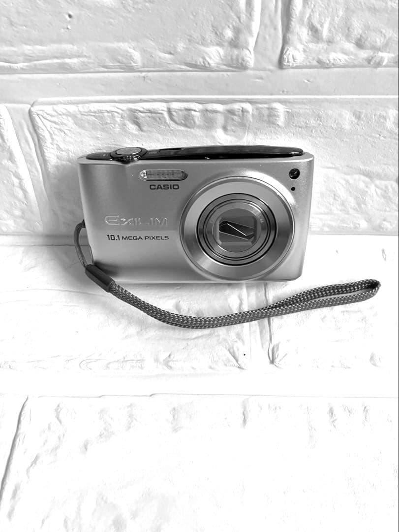 デジタルカメラ CASIO EXILIM EX-Z300 Amazon | CASIO デジタルカメラ EXLIM ZOOM EX-Z300 シルバー EX