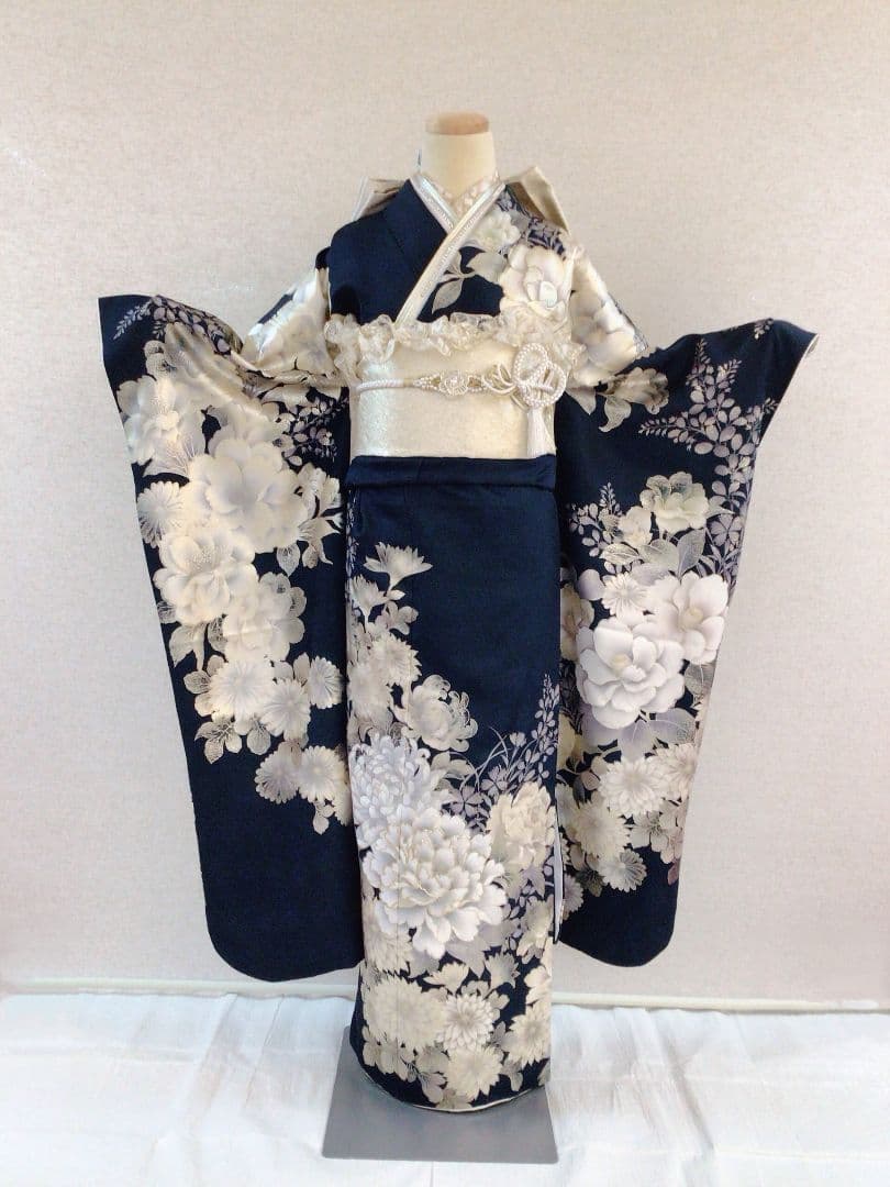 るなのあ　紺色　振袖フルセット るなのあ 紺色振袖フルセット