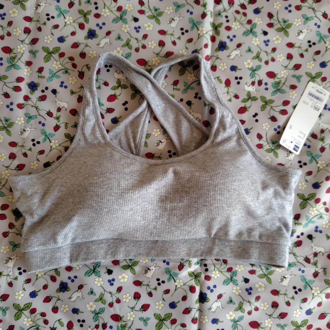 ユニクロ　GU　ブラトップ ブラフィール xxl