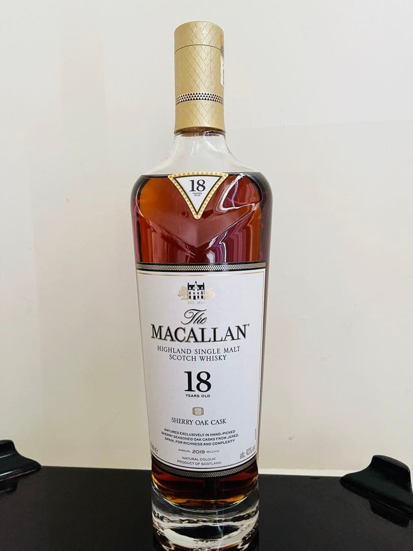 MACALLAN 18年 シングルモルトウイスキー 700ml The Macallan 18年 シングルモルトウイスキー 700ml 43%